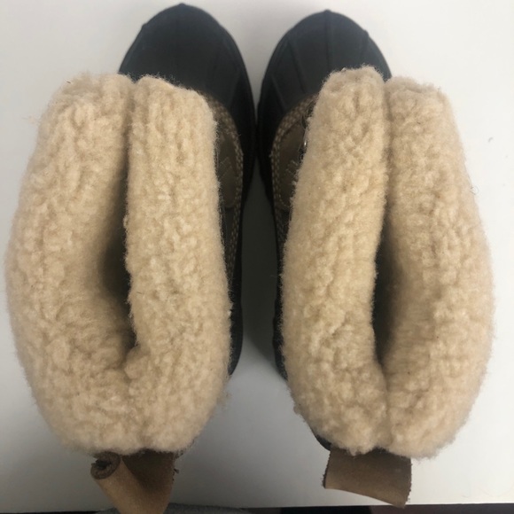 LL Bean Lined Winter Boots with Straps Womens 7 - Picture 4 of 9